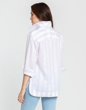 Load image into Gallery viewer, Charlotte 3/4 Sleeve Luxe Linen Cabana Stripes Top