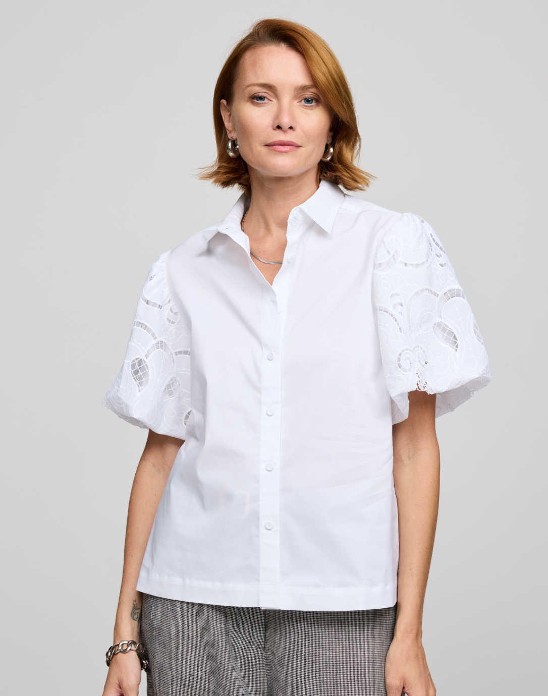あーぴょん  人気作家 ito  shiro blouse ブラウス Angelina Elbow Sleeve Embroidered Eyelet Shirt – Hinson Wu