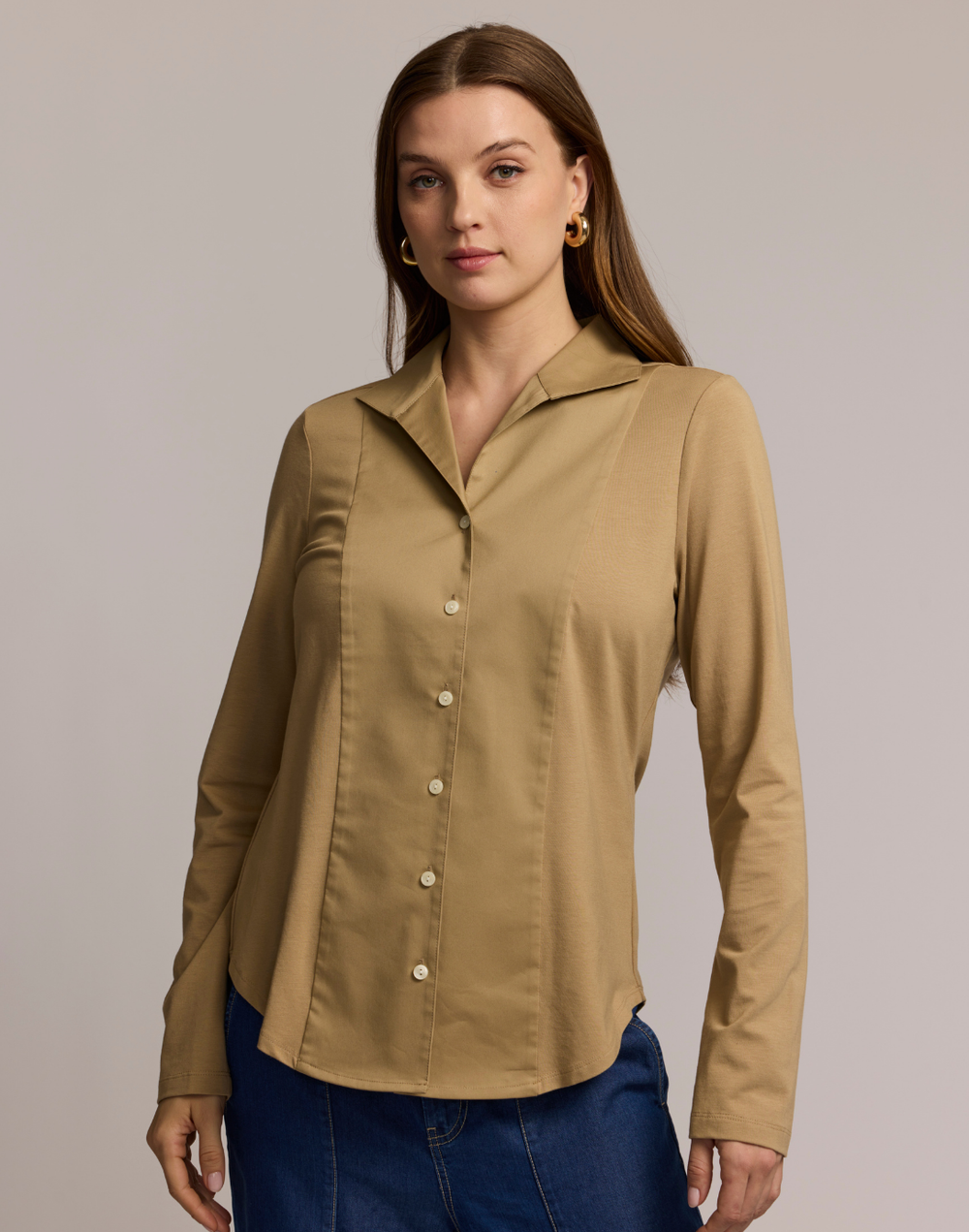 Donna Long Sleeve Wing Collar "T" Shirt