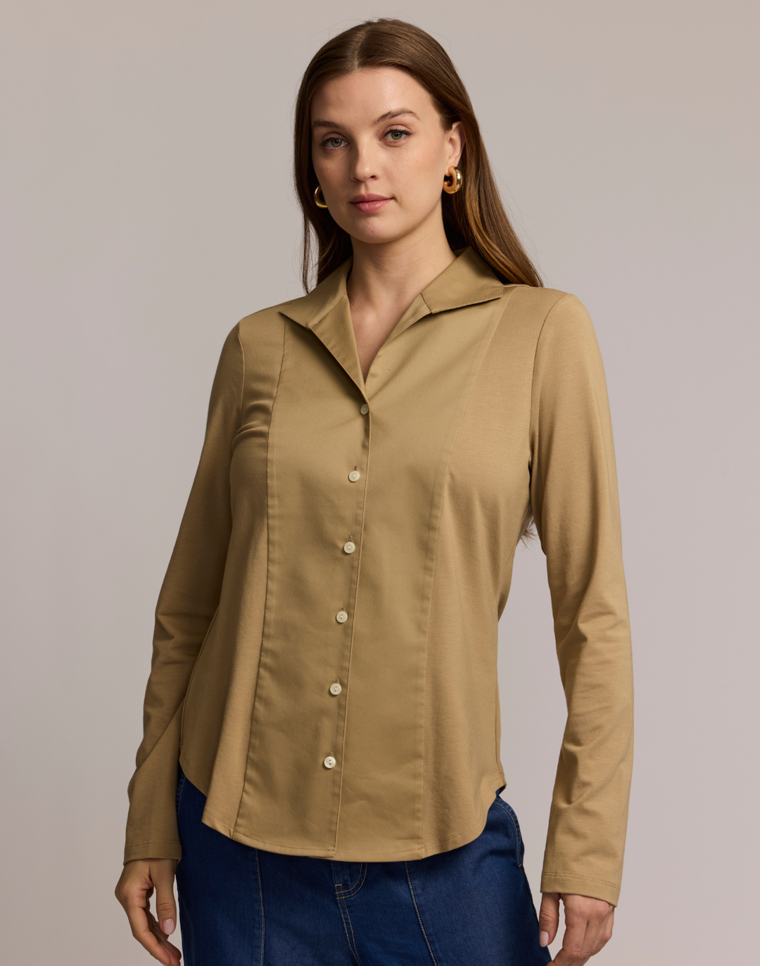 Donna Long Sleeve Wing Collar "T" Shirt