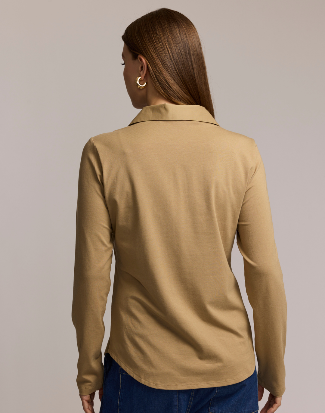 Donna Long Sleeve Wing Collar "T" Shirt