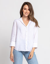 Load image into Gallery viewer, Joselyn 3/4 Sleeve Luxe Linen Shirt