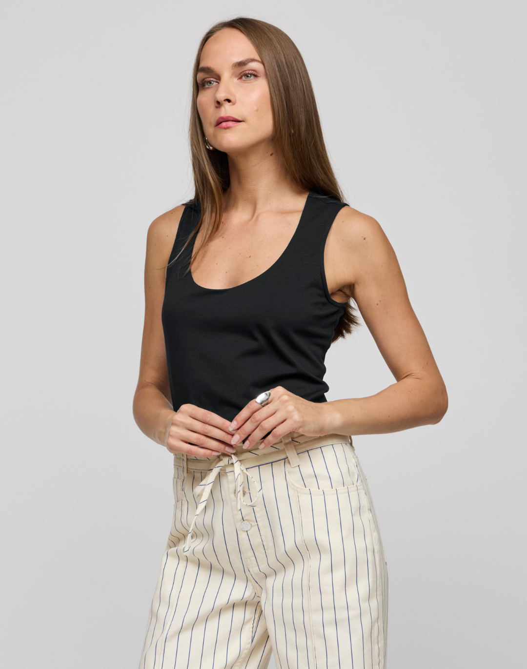 Daphne Sleeveless Scoop Neck Double Knit Panel Tank