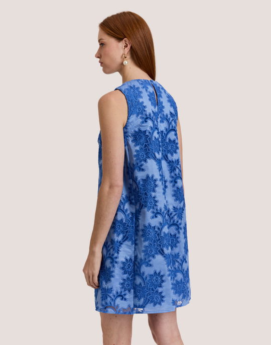Courtney Sleeveless Floral Motif Lace Dress