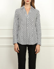 Load image into Gallery viewer, Kelly Double Collar Shirt In Black and White Chainlink Print