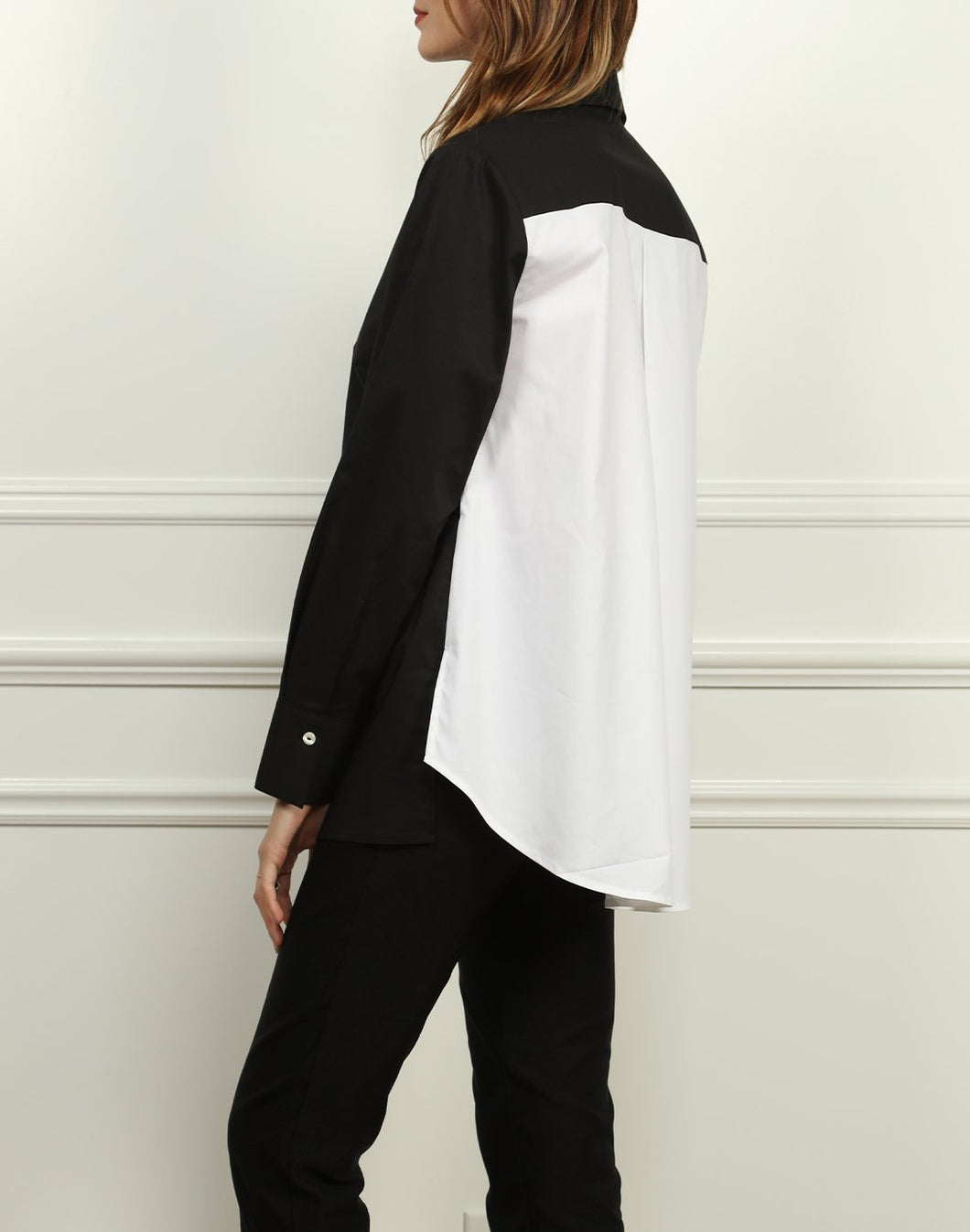 Claudia Black and White Color Blocked Tunic
